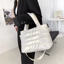 Bolsa Puffer Cadence com Alça Transversal