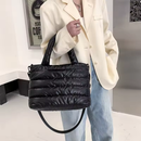 Bolsa Puffer Cadence com Alça Transversal